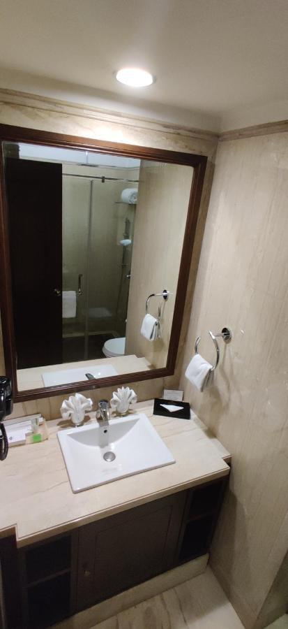 Country Inn & Suites By Radisson, Батинда Екстериор снимка