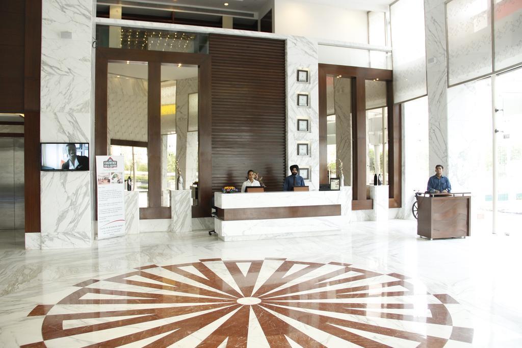 Country Inn & Suites By Radisson, Батинда Екстериор снимка